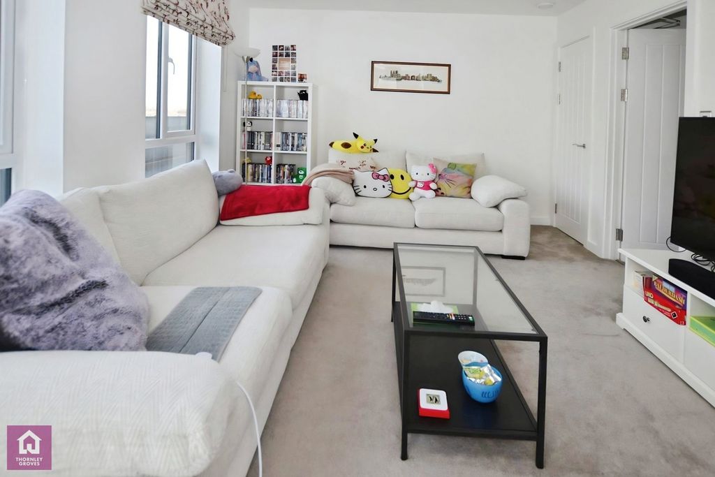 Property photo 2 of 14 Pbox-Img.Jpg