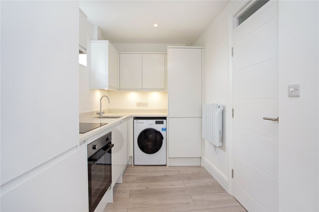 Property photo 2 of 15 Kitchen