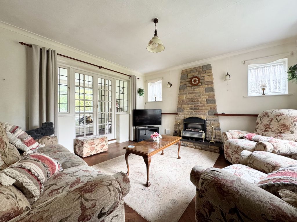 Property photo 3 of 23 Akeman Residenntial