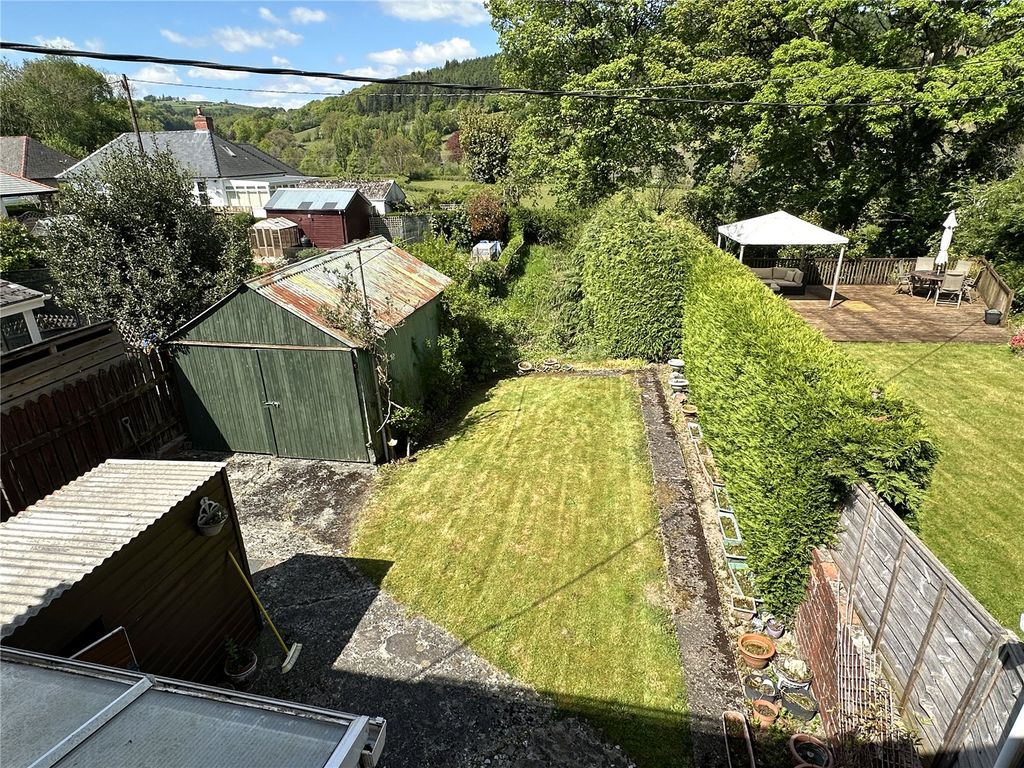 Property photo 2 of 14 Picture No. 03