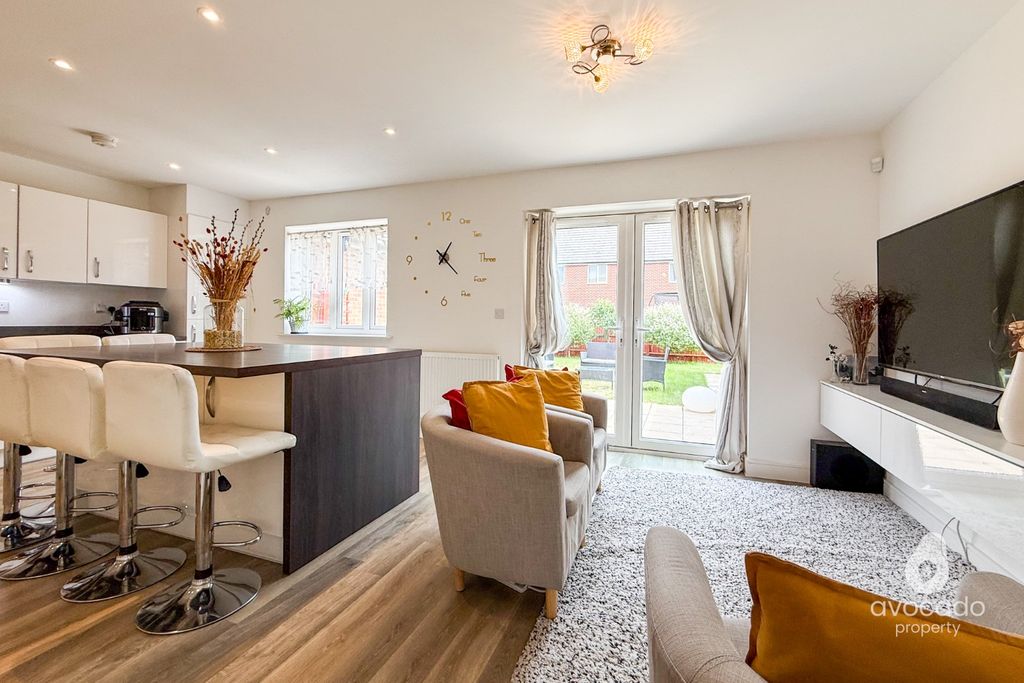 Property photo 2 of 28 5100953
