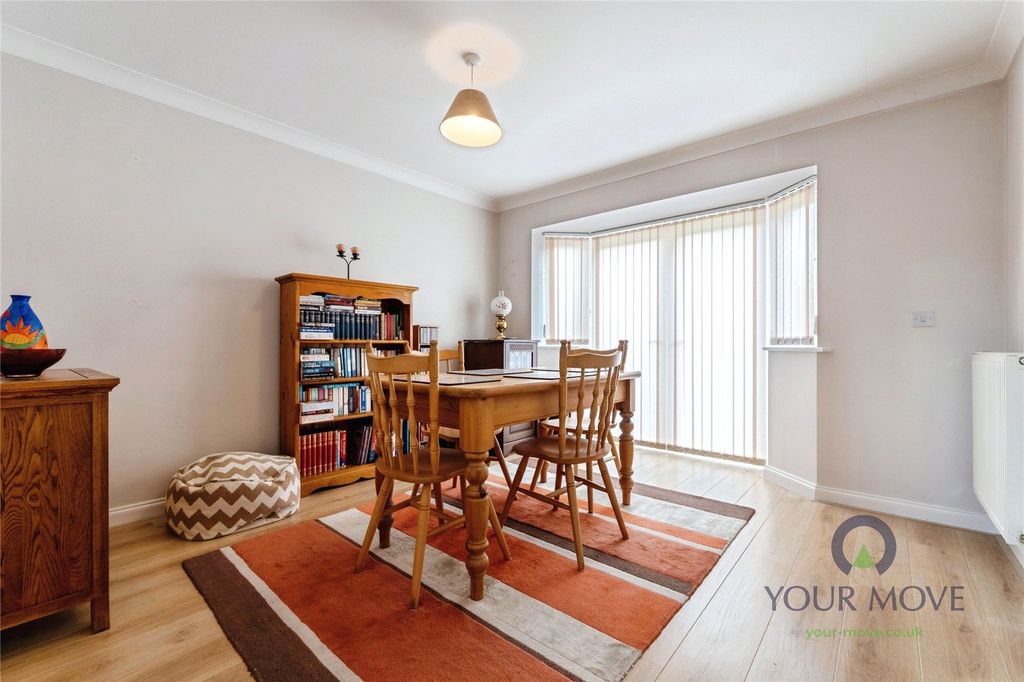 Property photo 2 of 18 Dining Room