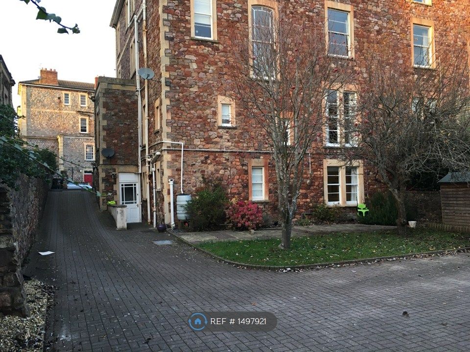 Property photo 2 of 14 Entrance To Internal Hallway(Shared With Flat 2)