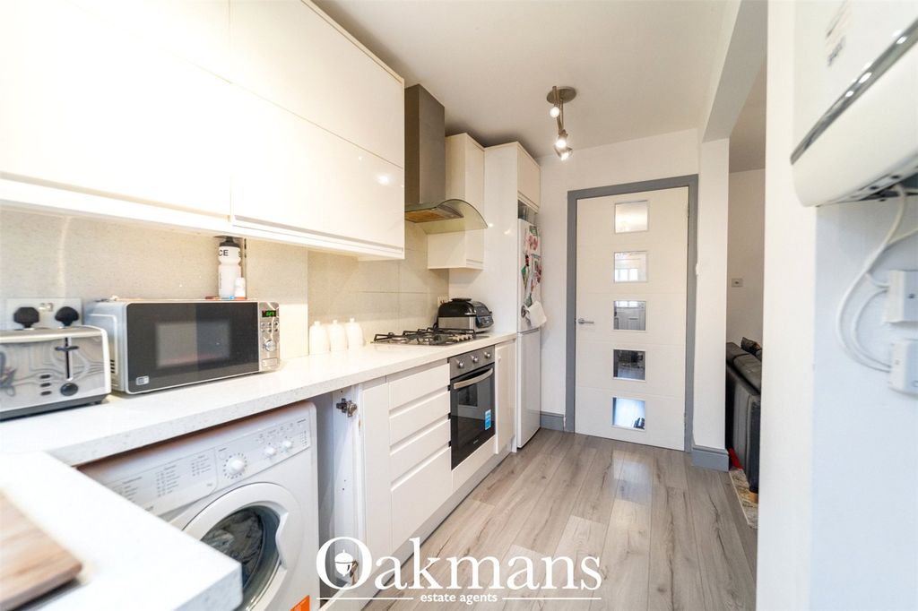 Property photo 3 of 14 Picture No. 17