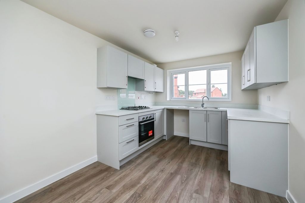 Property photo 2 of 21 Photo