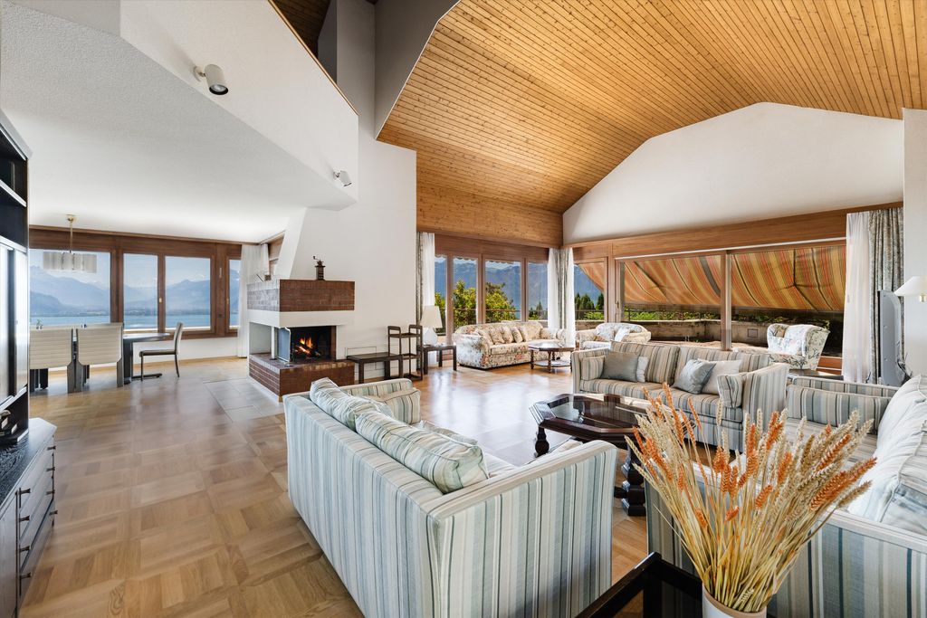 Property photo 2 of 25 Image