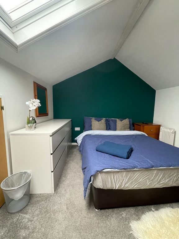 Property photo 2 of 23