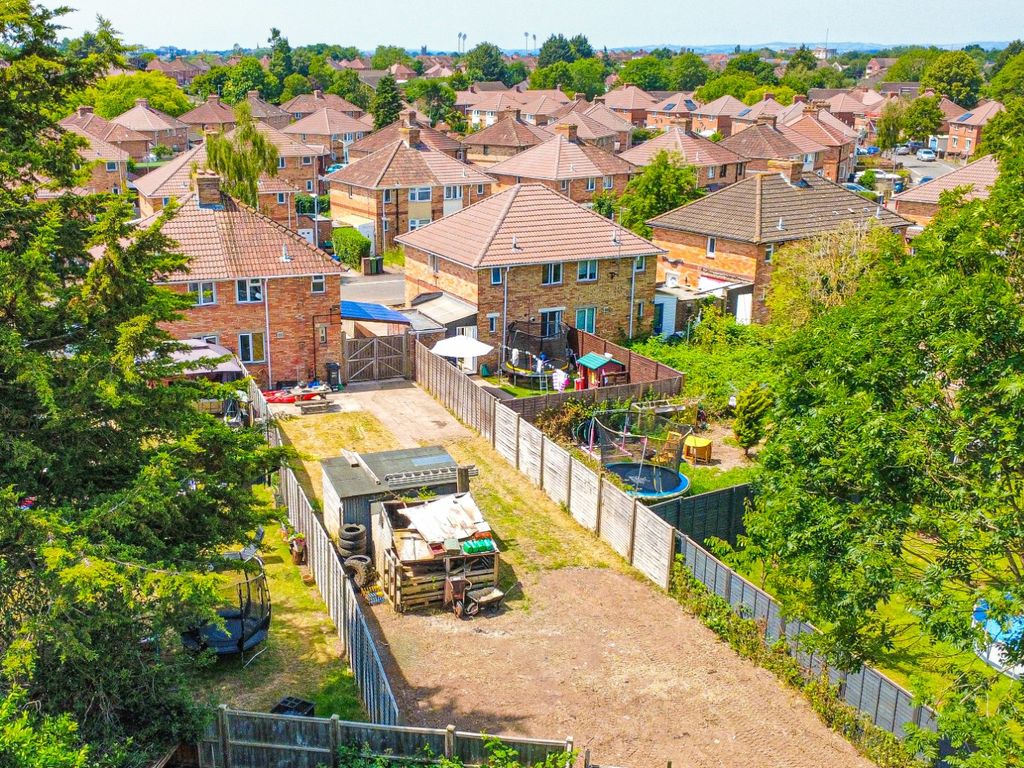 Property photo 2 of 20 5052894