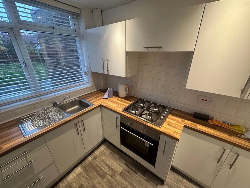 Property photo 3 of 15 Kitchen