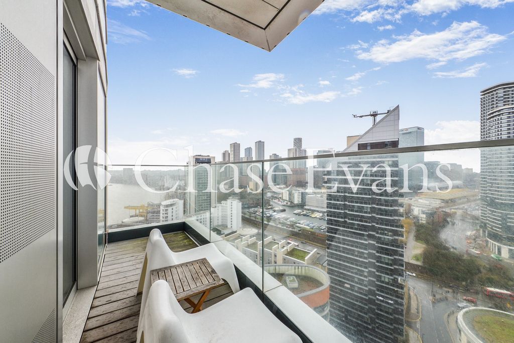 Property photo 2 of 12 Balcony