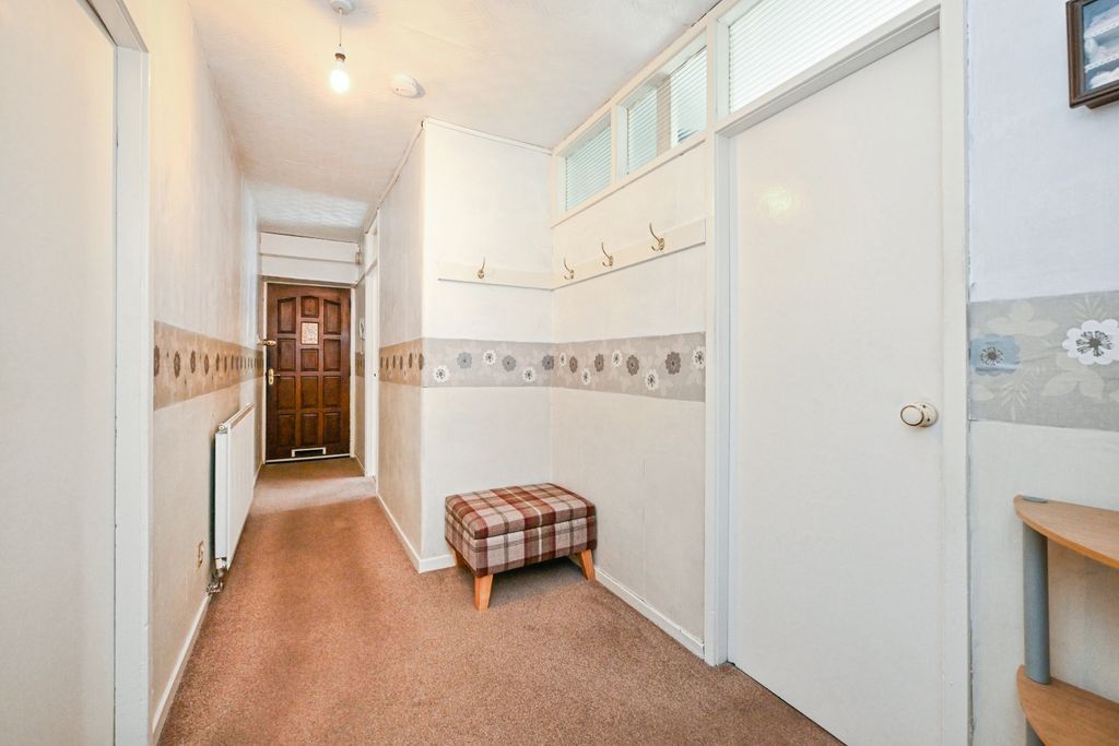 Property photo 2 of 15 Hall