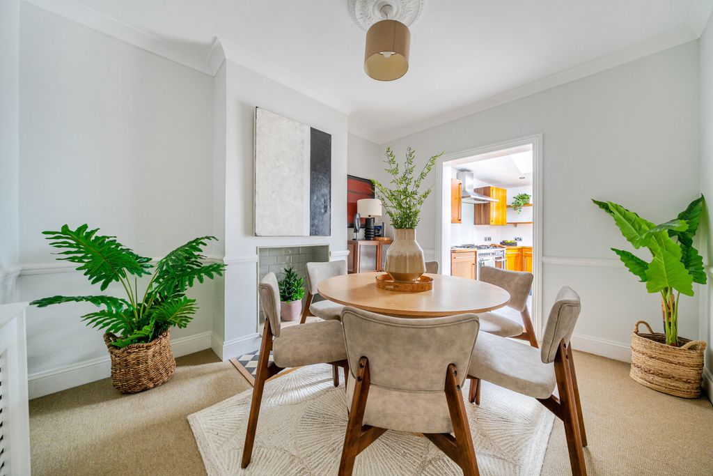Property photo 3 of 17 1-6Ab119c0E0Efa-1...