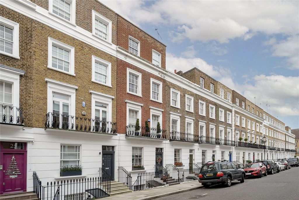 Property photo 1 of 15 Exterior