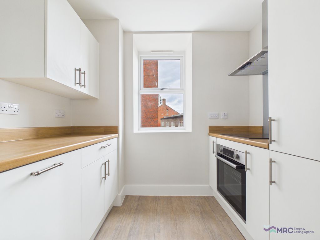 Property photo 3 of 14 Gallery