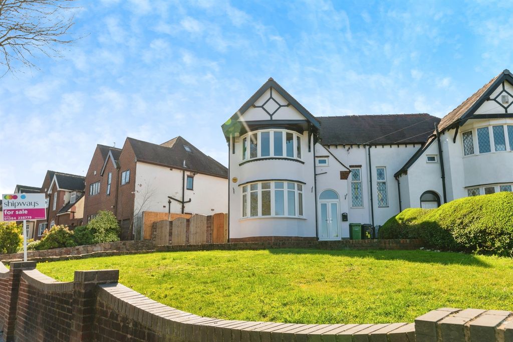 Property photo 1 of 21