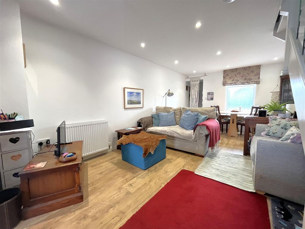 Property photo 3 of 16 Img_4366.Jpg
