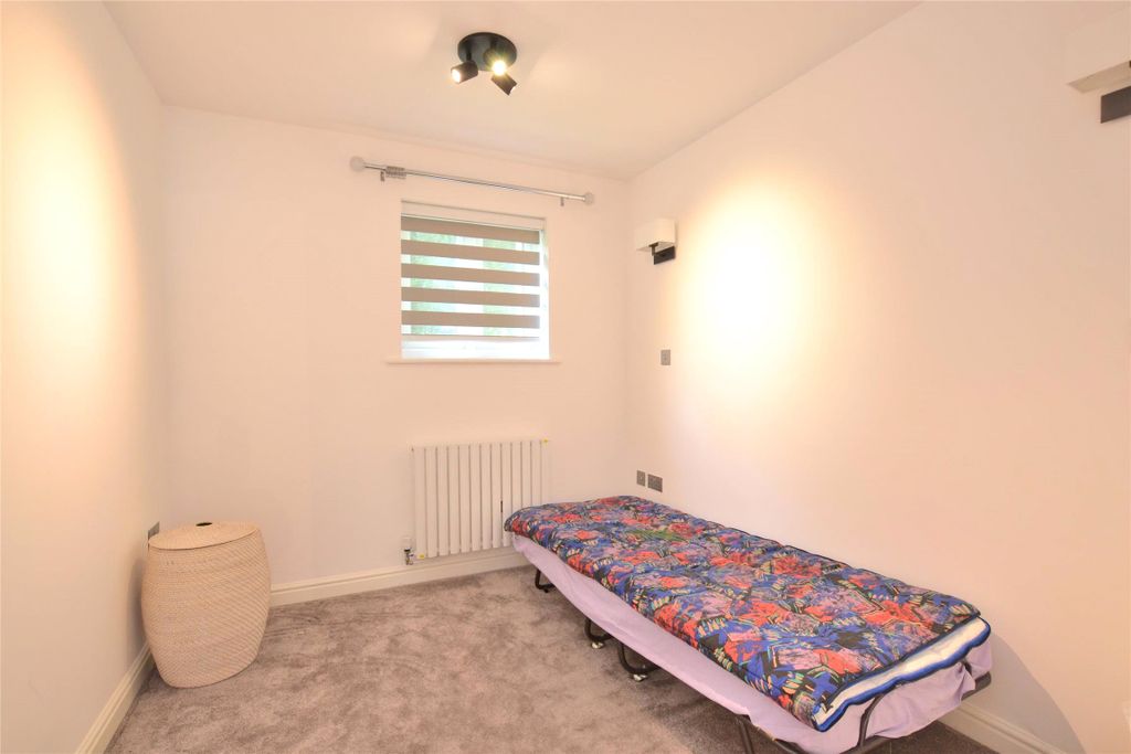 Property photo 3 of 9 Bedroom Two