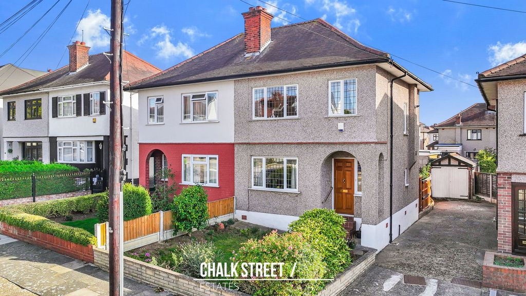 Property photo 1 of 23
