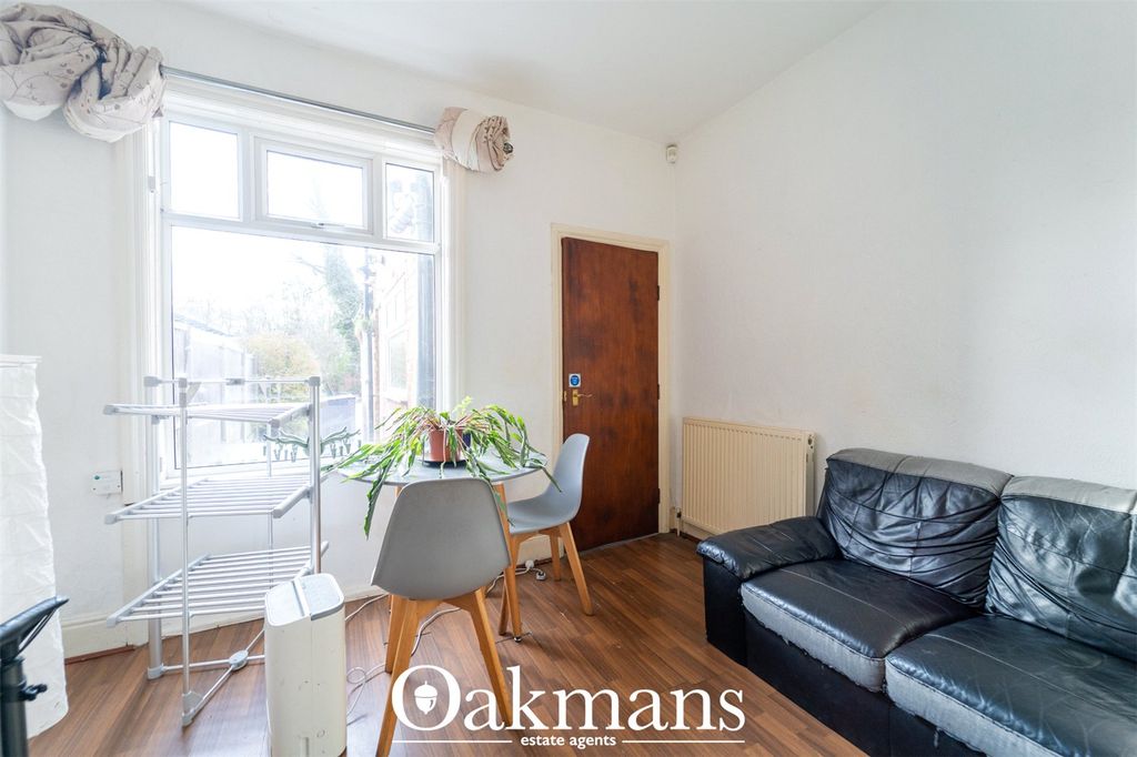 Property photo 3 of 23 Picture No. 25