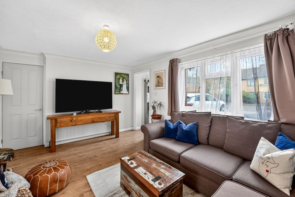 Property photo 3 of 11