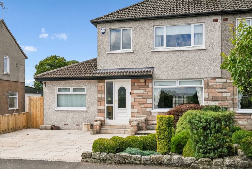 Property photo 2 of 43 Picture No. 53