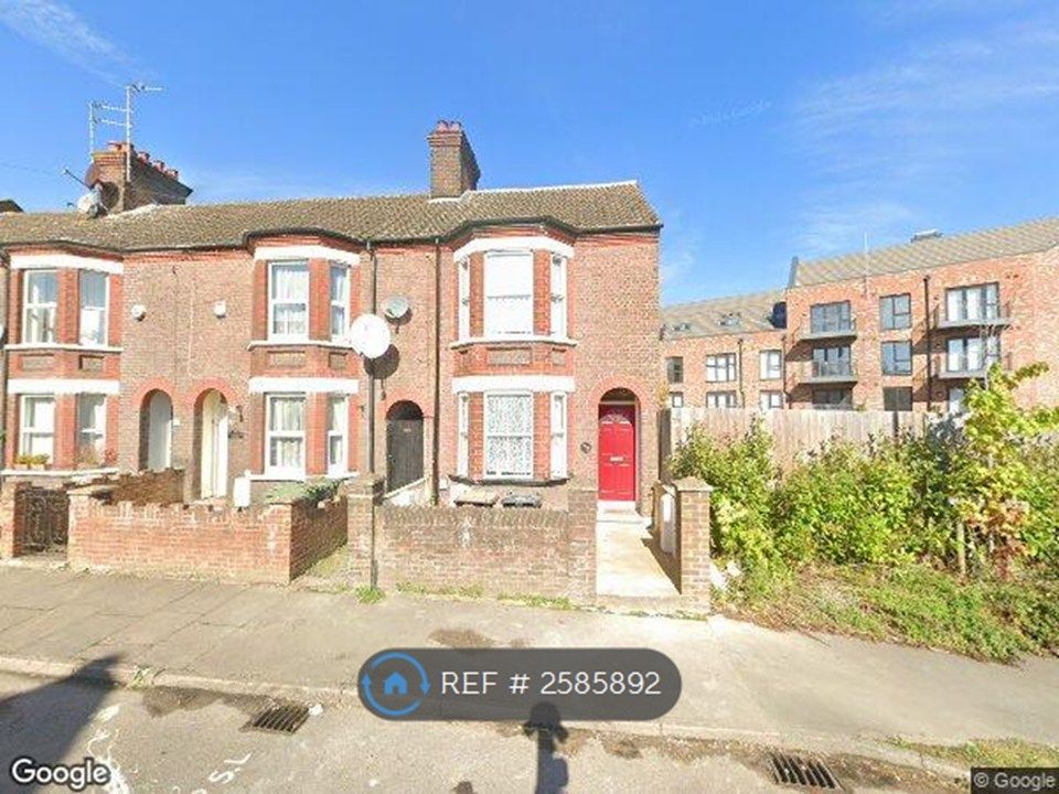 Property photo 1 of 1