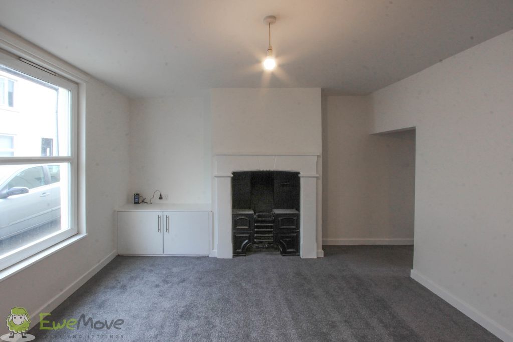 Property photo 3 of 11 Img_7339-2