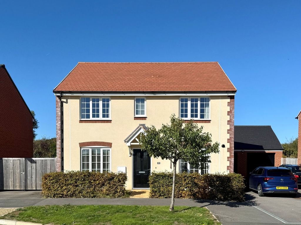 Property photo 1 of 22