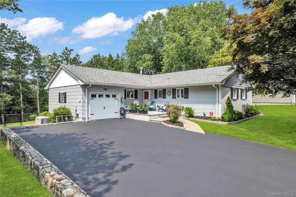 Property photo 1 of 31