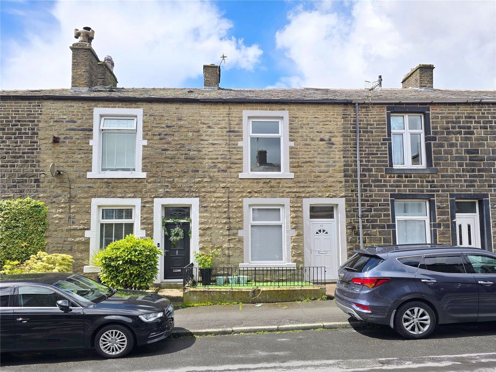 Property photo 1 of 11 Period Stone Home