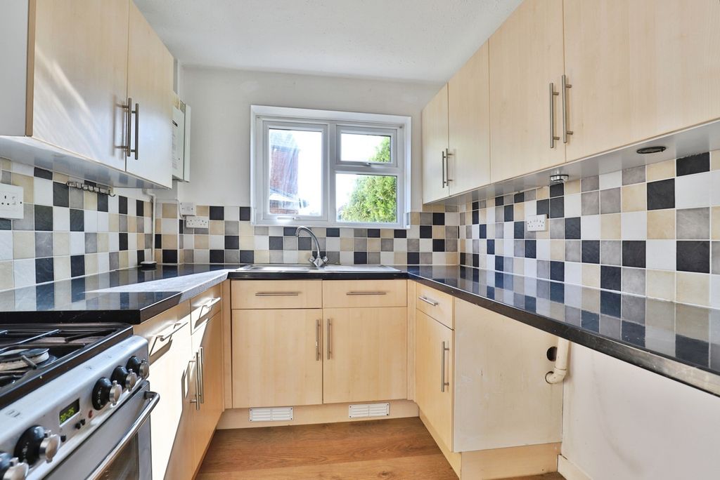 Property photo 3 of 20 Pbox-Img.Jpg