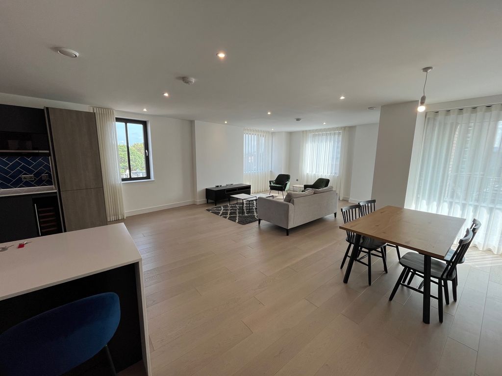 Property photo 3 of 16
