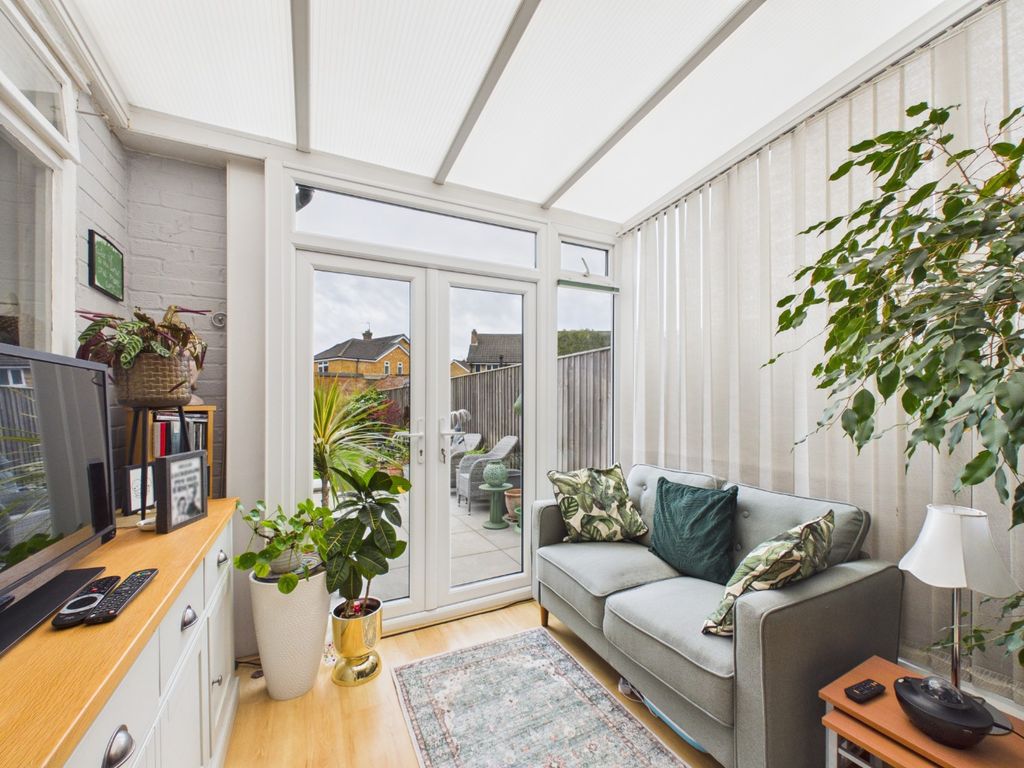 Property photo 3 of 18 4963624