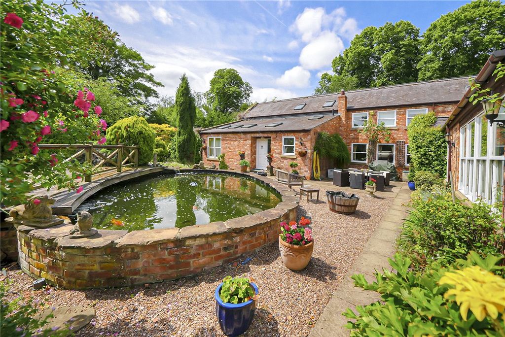 Property photo 1 of 28 Picture No. 79