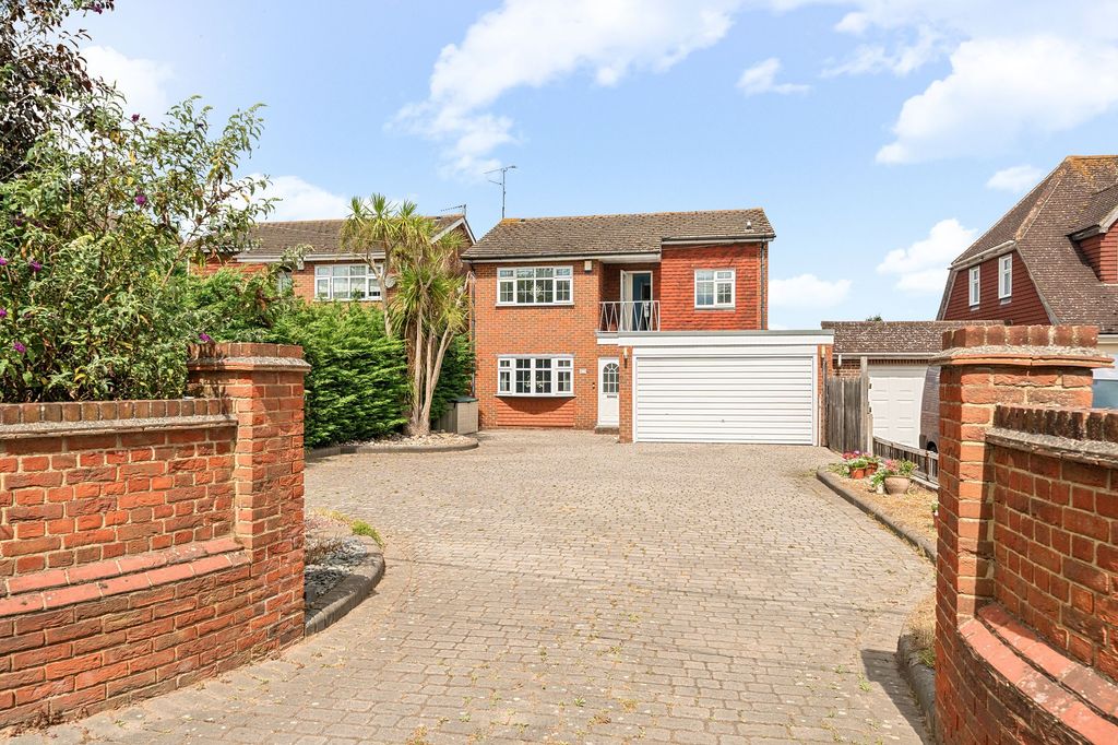 Property photo 1 of 24