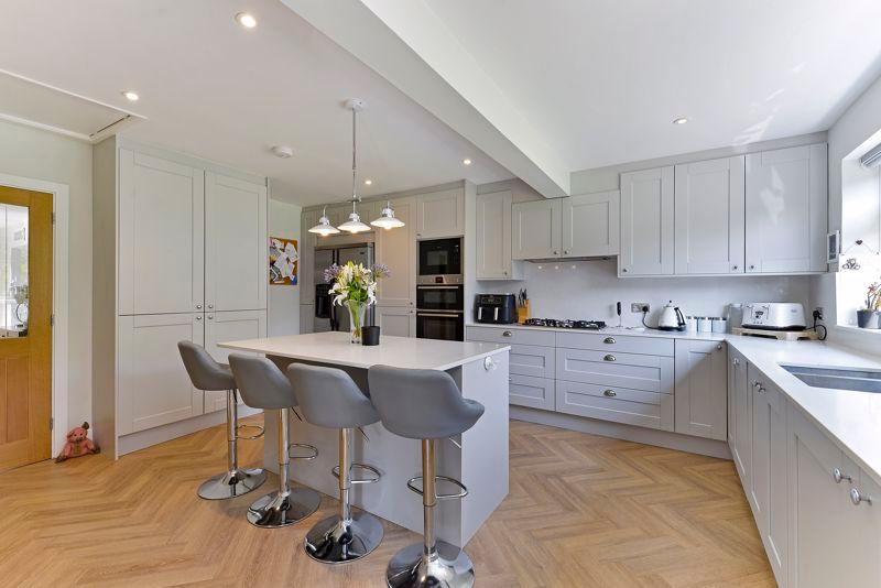 Property photo 3 of 22 Photo 10