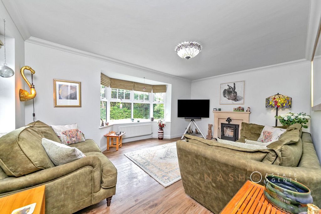 Property photo 1 of 23