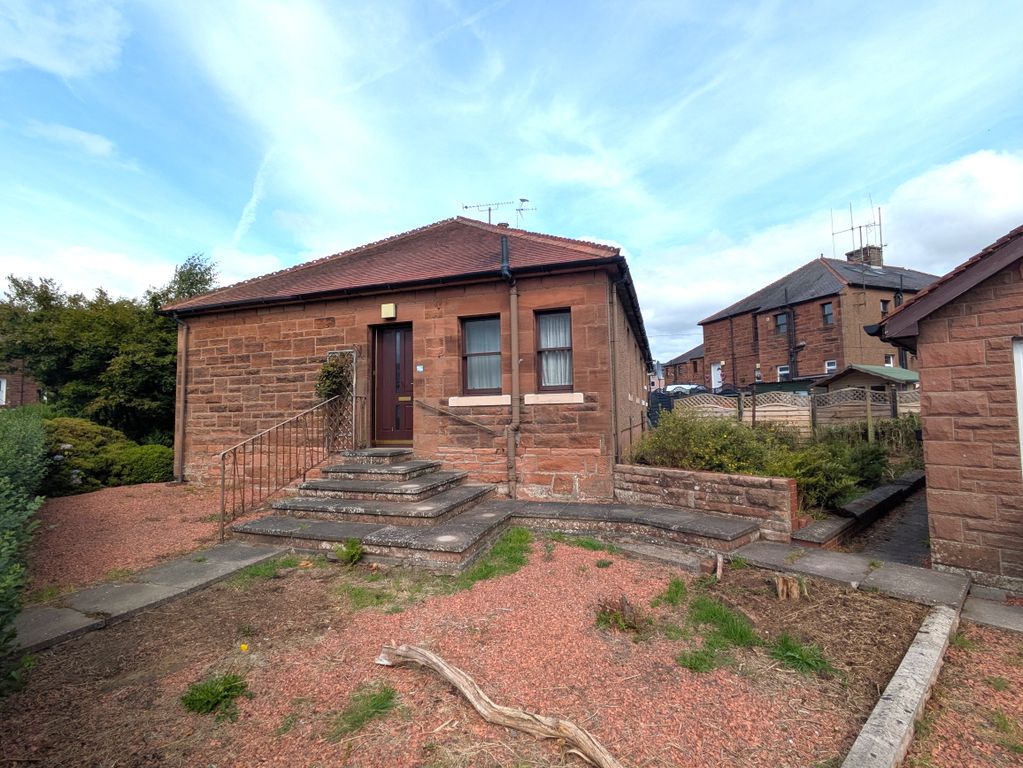 Property photo 2 of 26