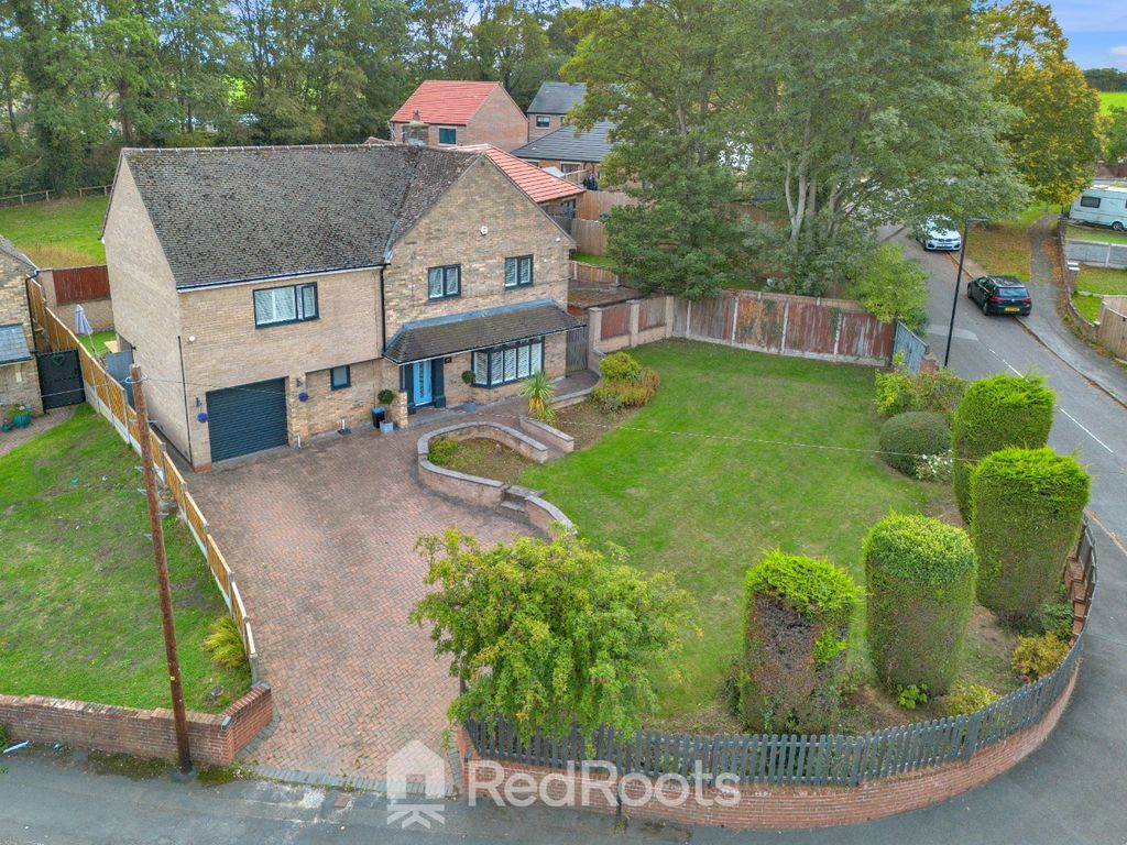 Property photo 3 of 48 4148015