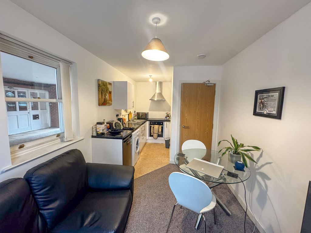 Property photo 3 of 12 Linnetmansionimg_3298_Edited.Jpg