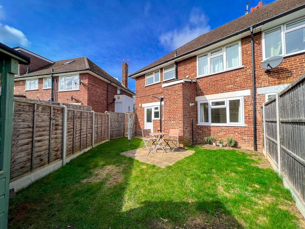 Property photo 2 of 16