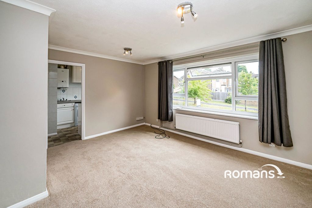 Property photo 2 of 9 Photo