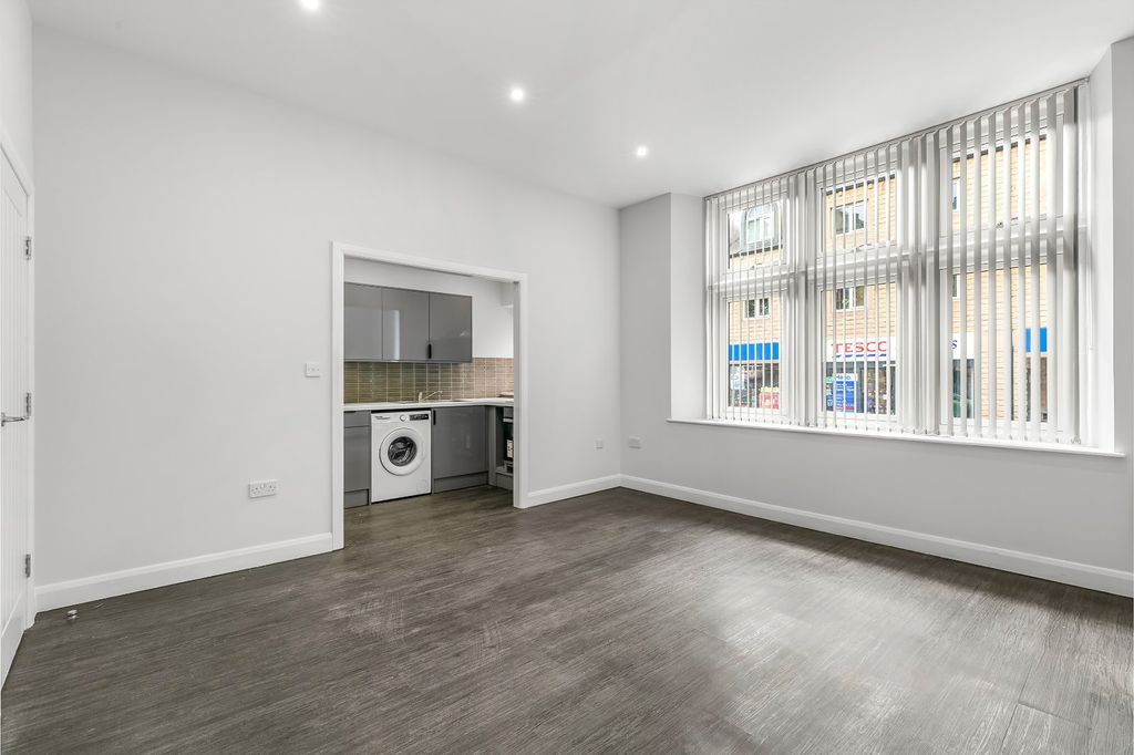 Property photo 2 of 11 Picture No. 04