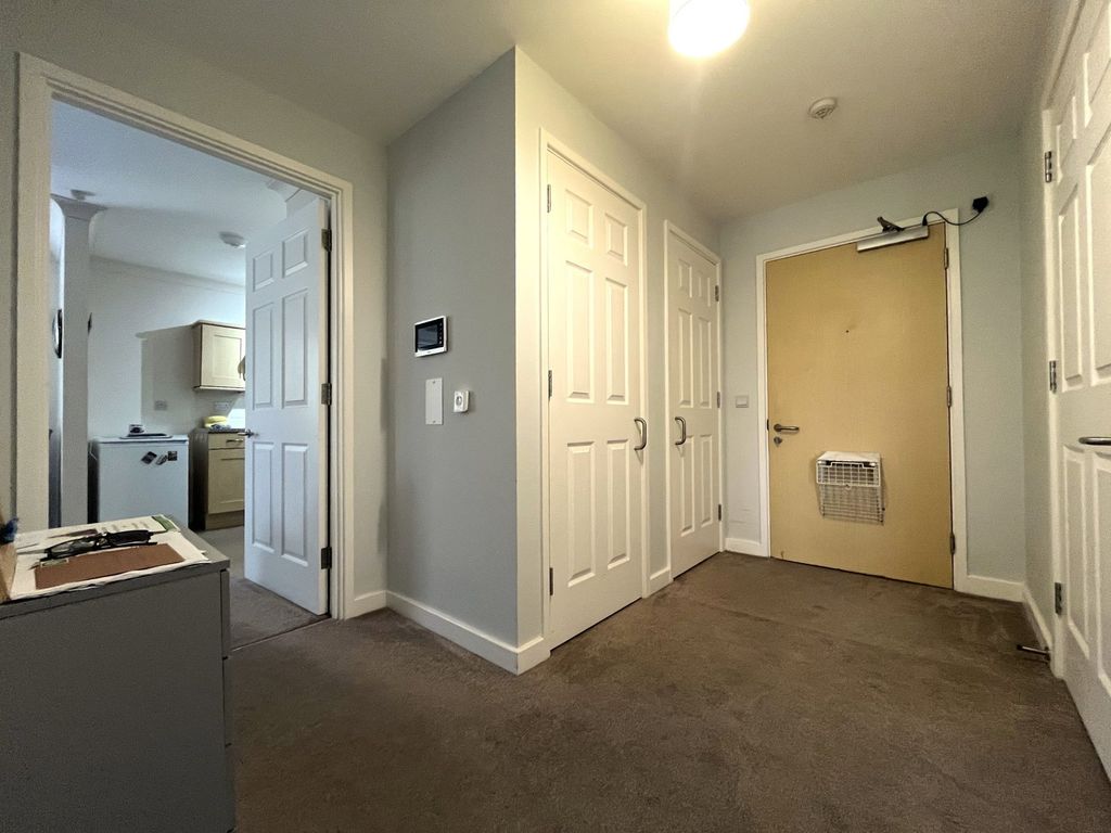 Property photo 3 of 16