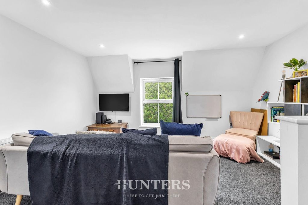 Property photo 3 of 14 Hebers Court (2).Jpg