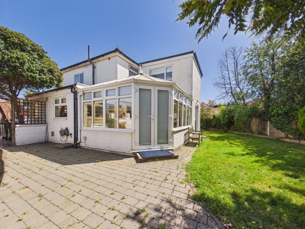 Property photo 1 of 23 Picture No. 33