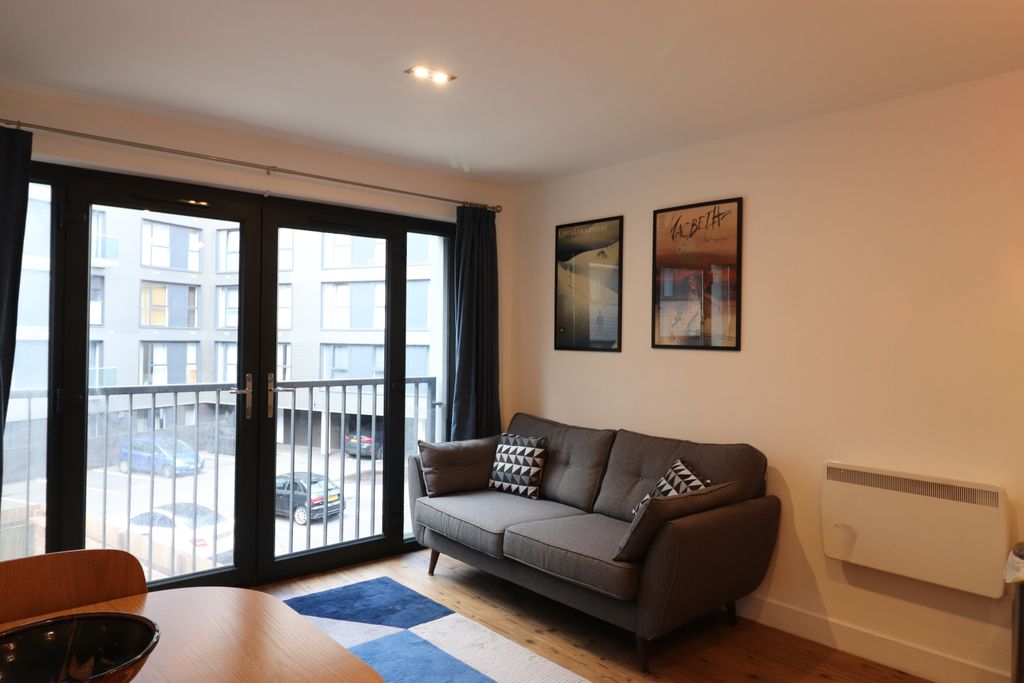 Property photo 1 of 5 Photo 01