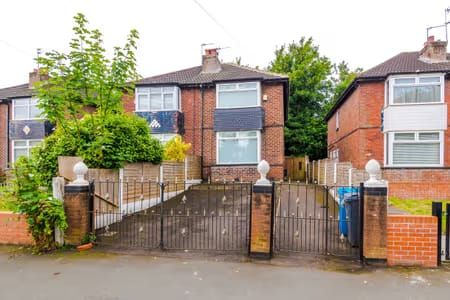 Property photo 1 of 15 Front