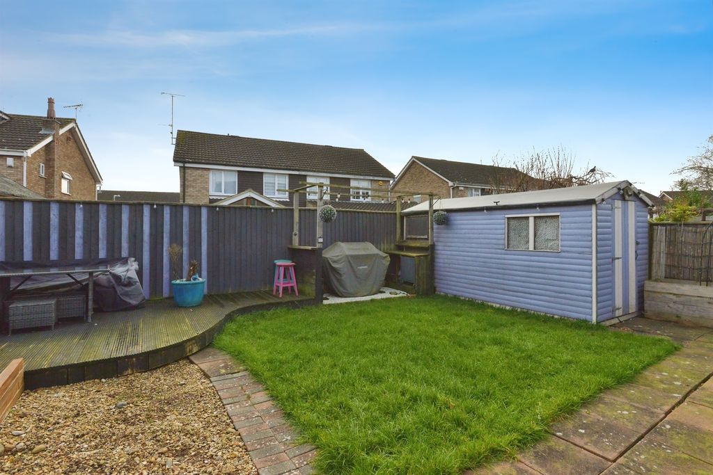 Property photo 2 of 24