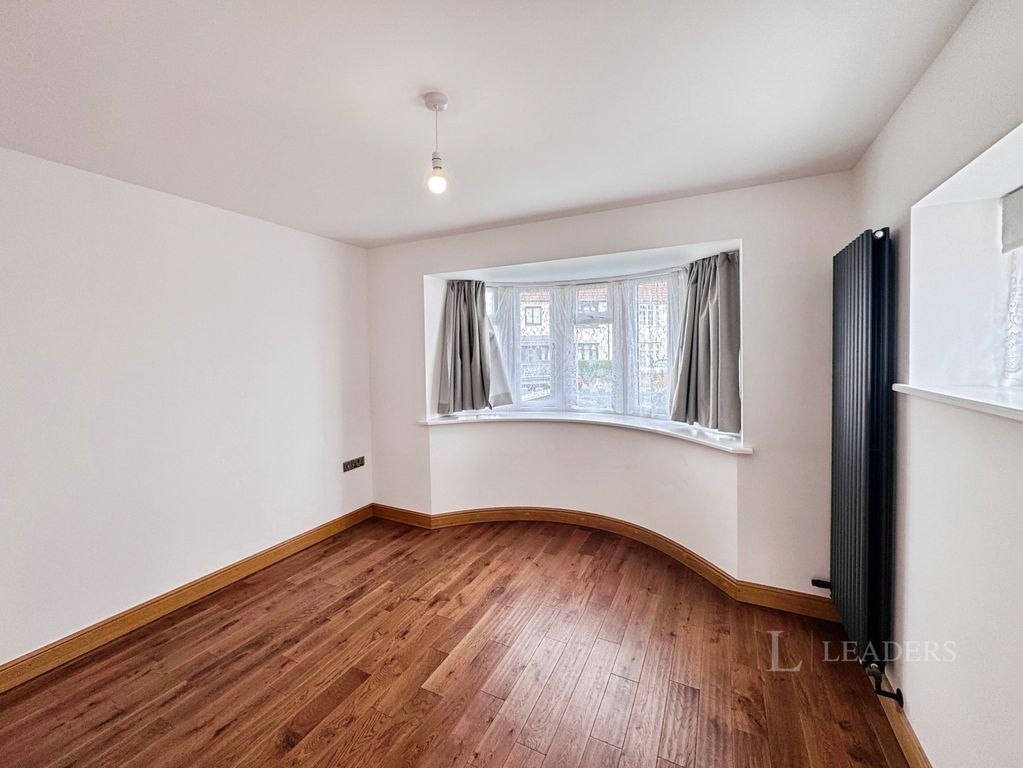 Property photo 2 of 7 Pbox-Img.Jpg